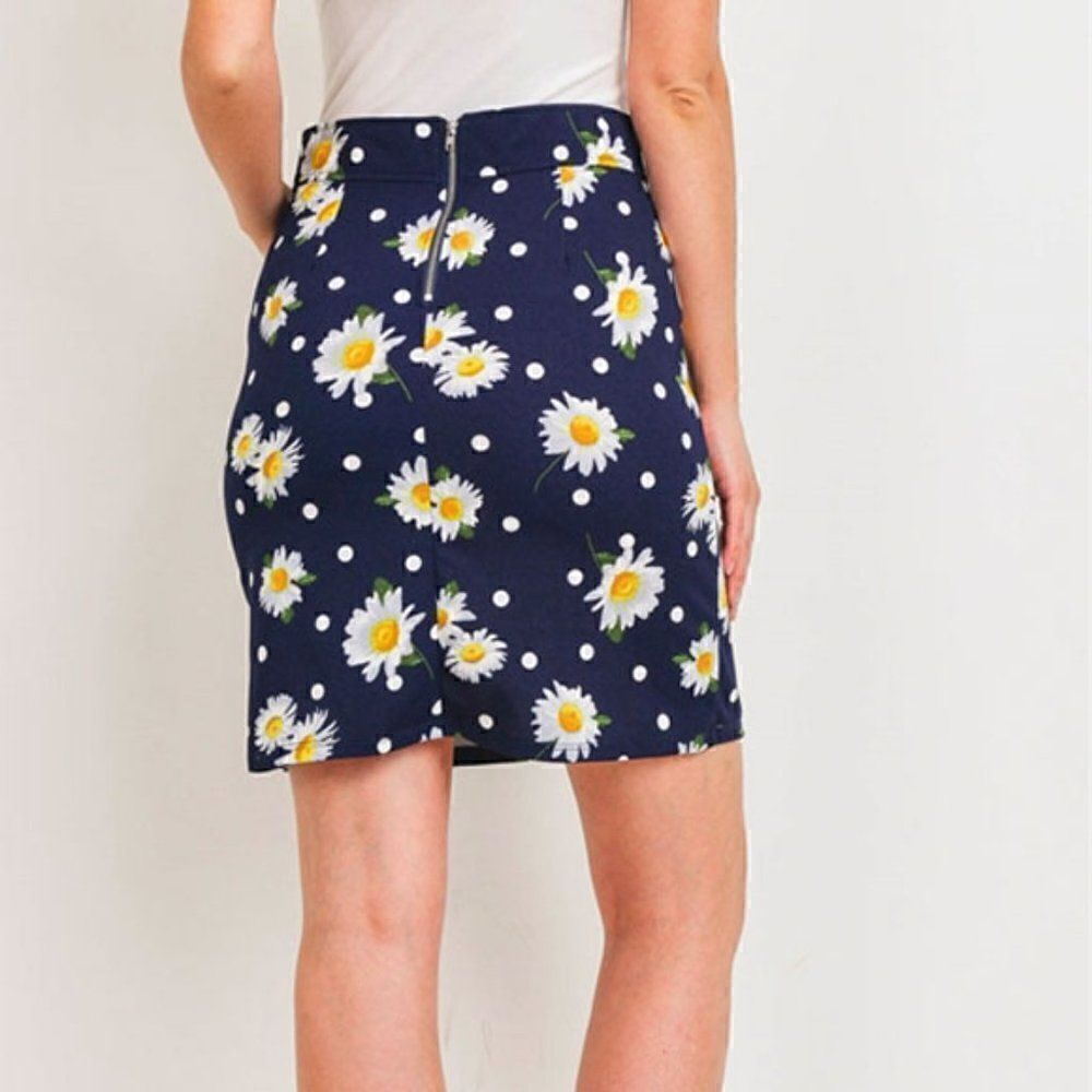*Clearance* Potters Pot Blue Daisy Pencil Skirt - Picture 2 of 6